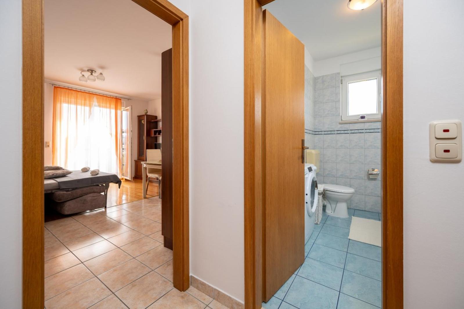 Apartment Anita Trogir Exterior photo