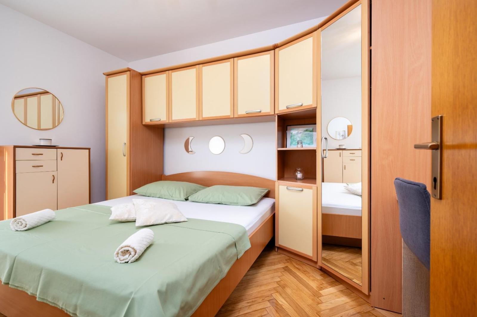 Apartment Anita Trogir Exterior photo