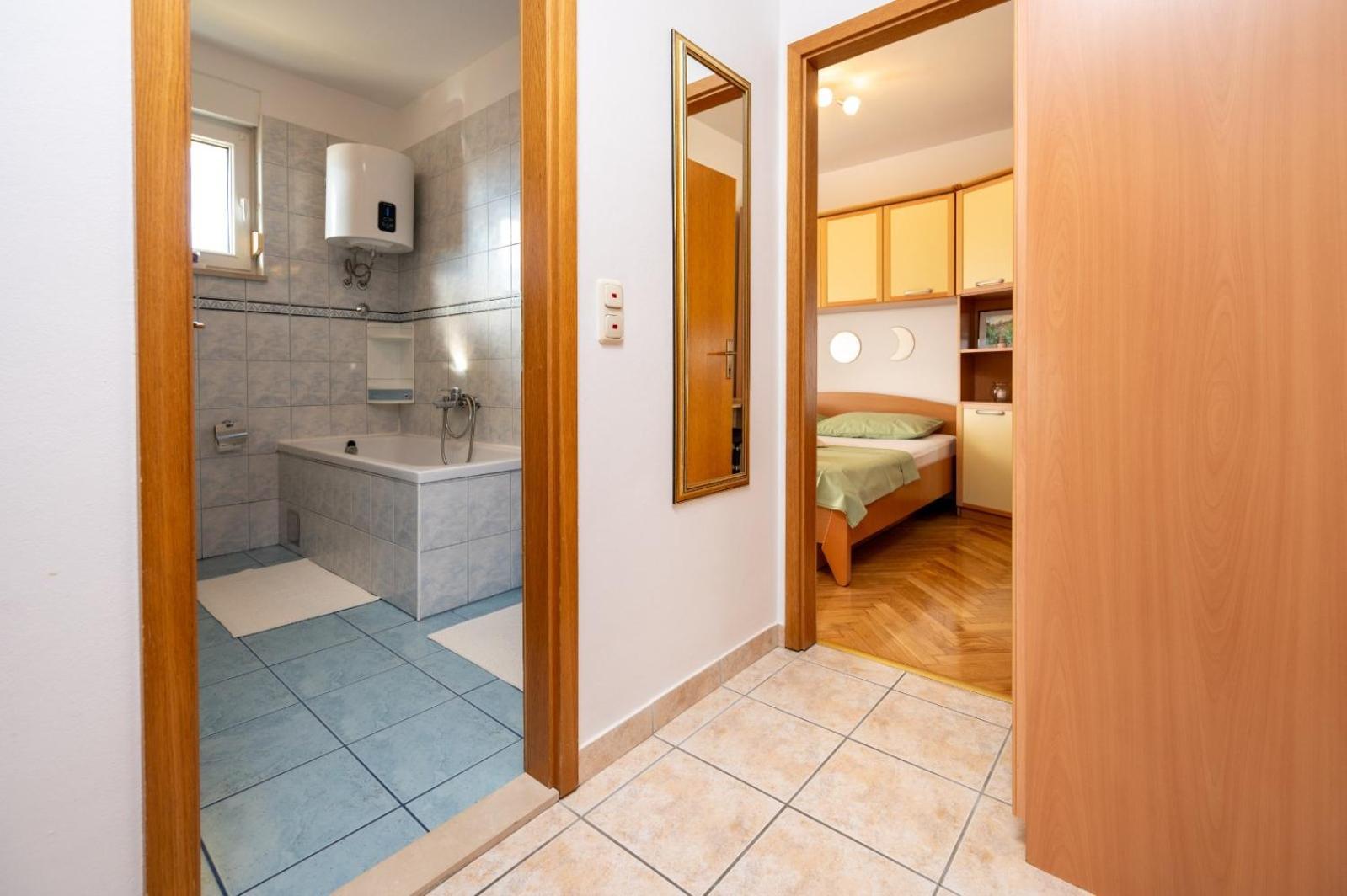 Apartment Anita Trogir Exterior photo