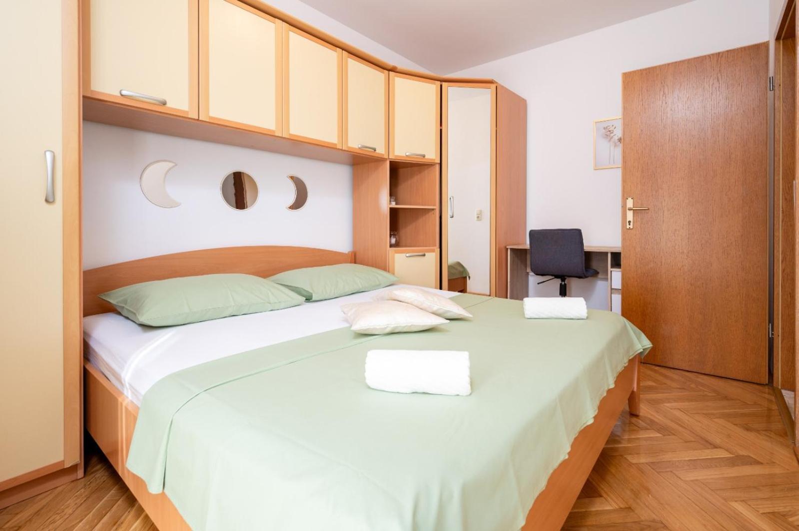 Apartment Anita Trogir Exterior photo